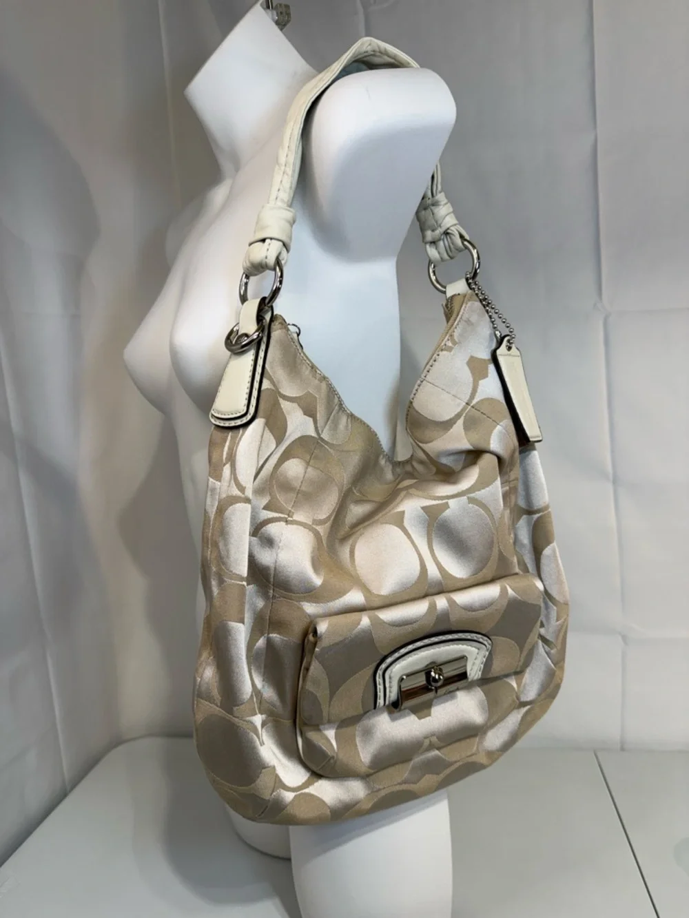 Coach Signature Clip Hobo Bag 14901 Ivory Tan Convertible Crossbody Shoulder - Picture 2 of 13